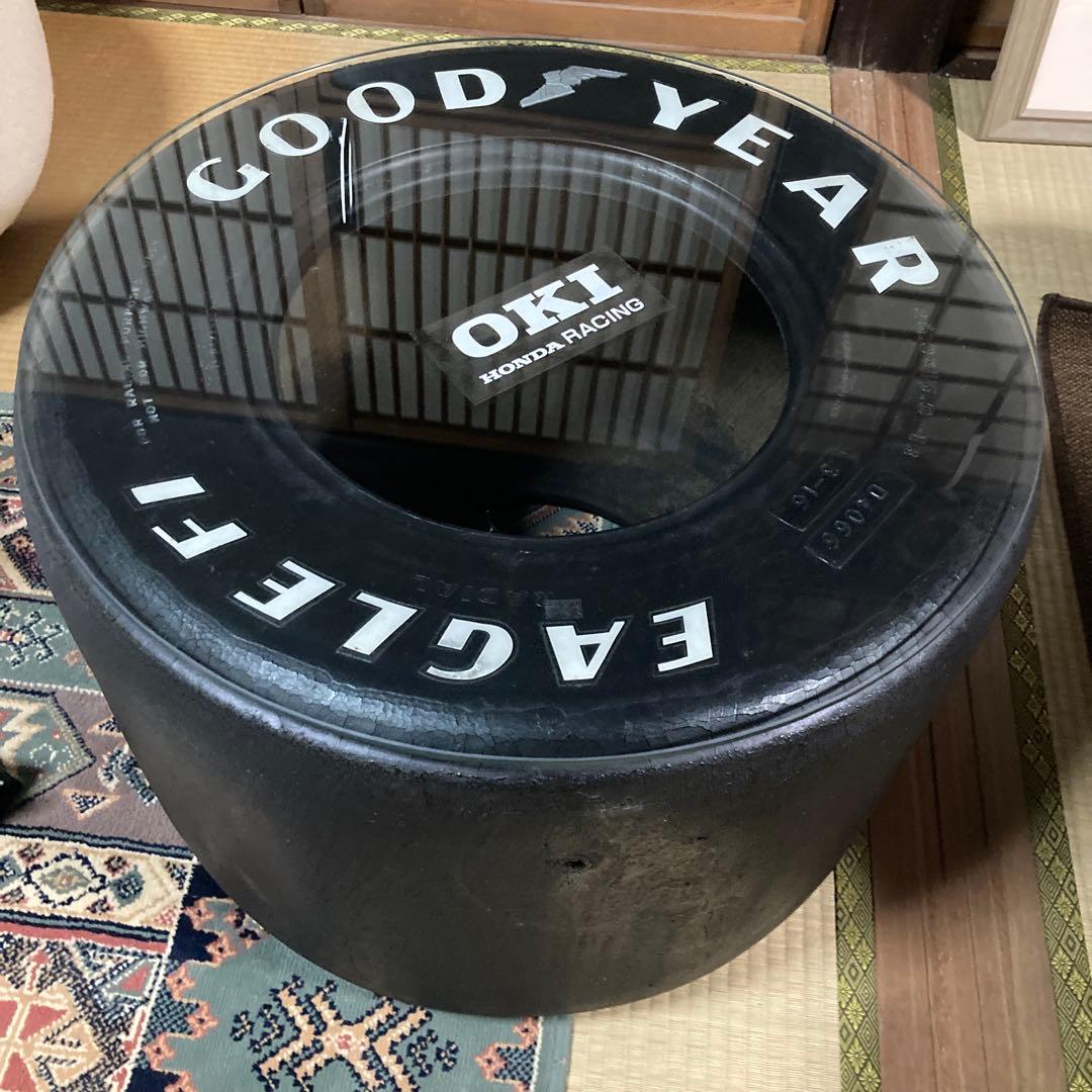 F1タイヤテーブル　希少限定品