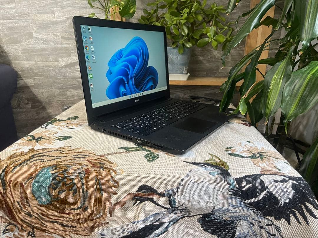 Windows11 DELL ノートパソコン ITTYFJA00