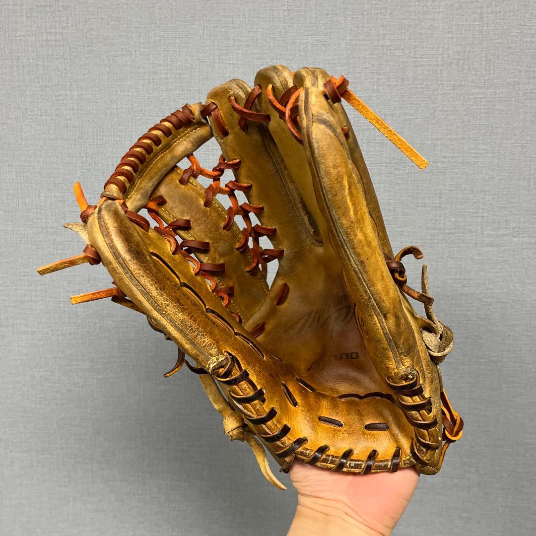 1050 ミズノプロ 型抜群 即戦力 硬式 外野手用グローブ