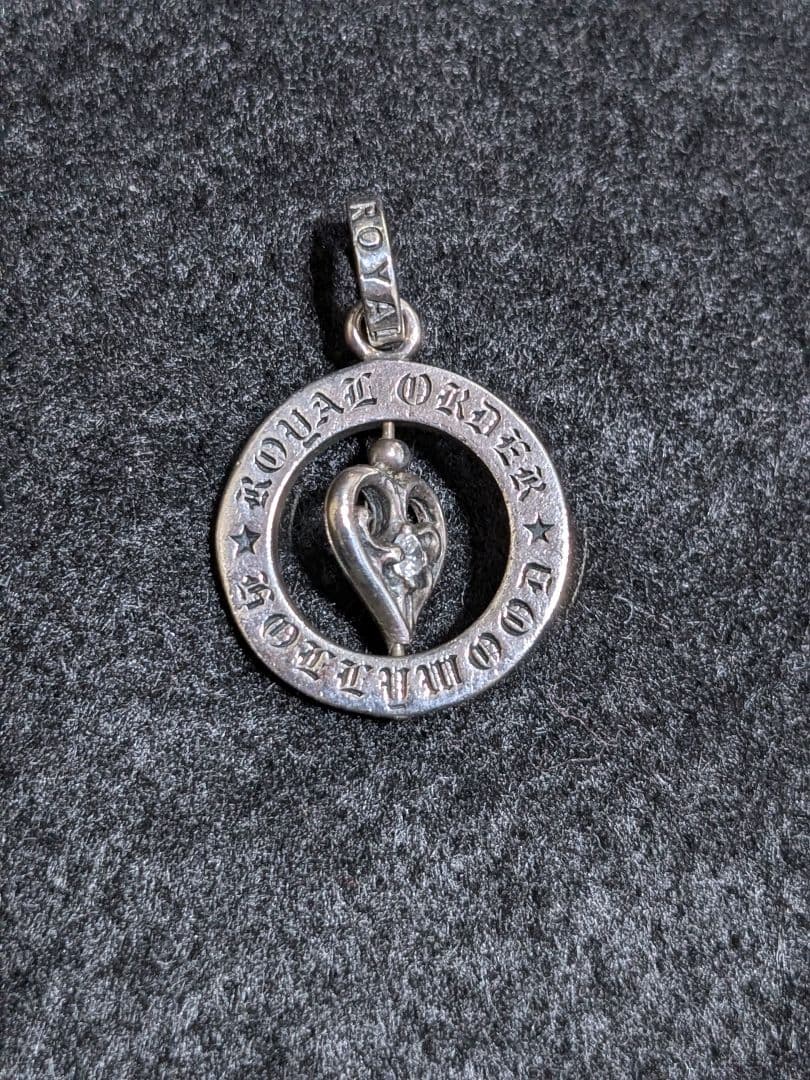ロイヤルオーダー　シルバーハートペンダント　925