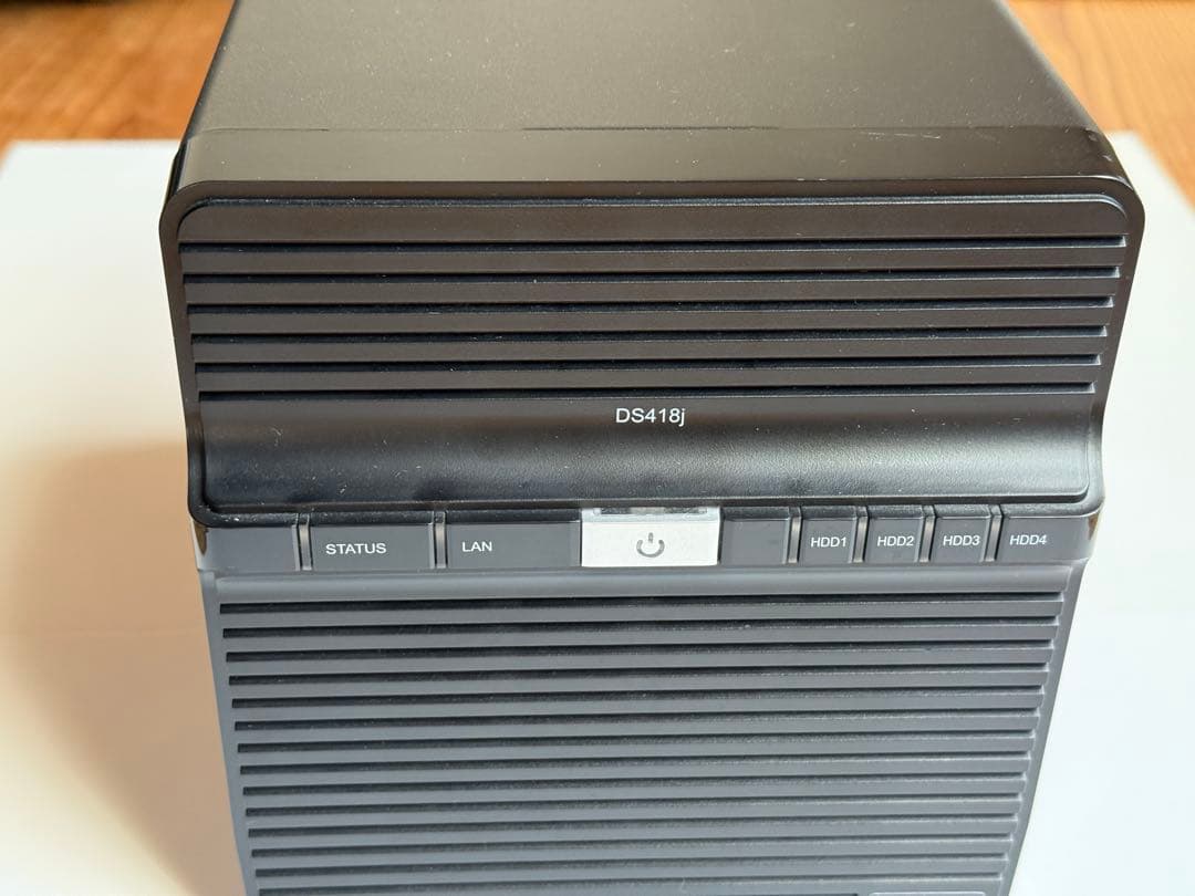 Synology DS418j NAS 4ベイ