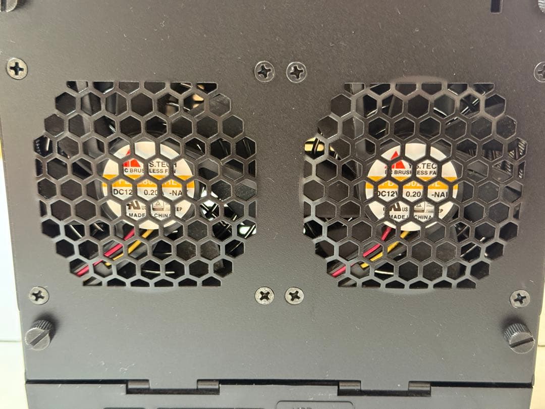 Synology DS418j NAS 4ベイ