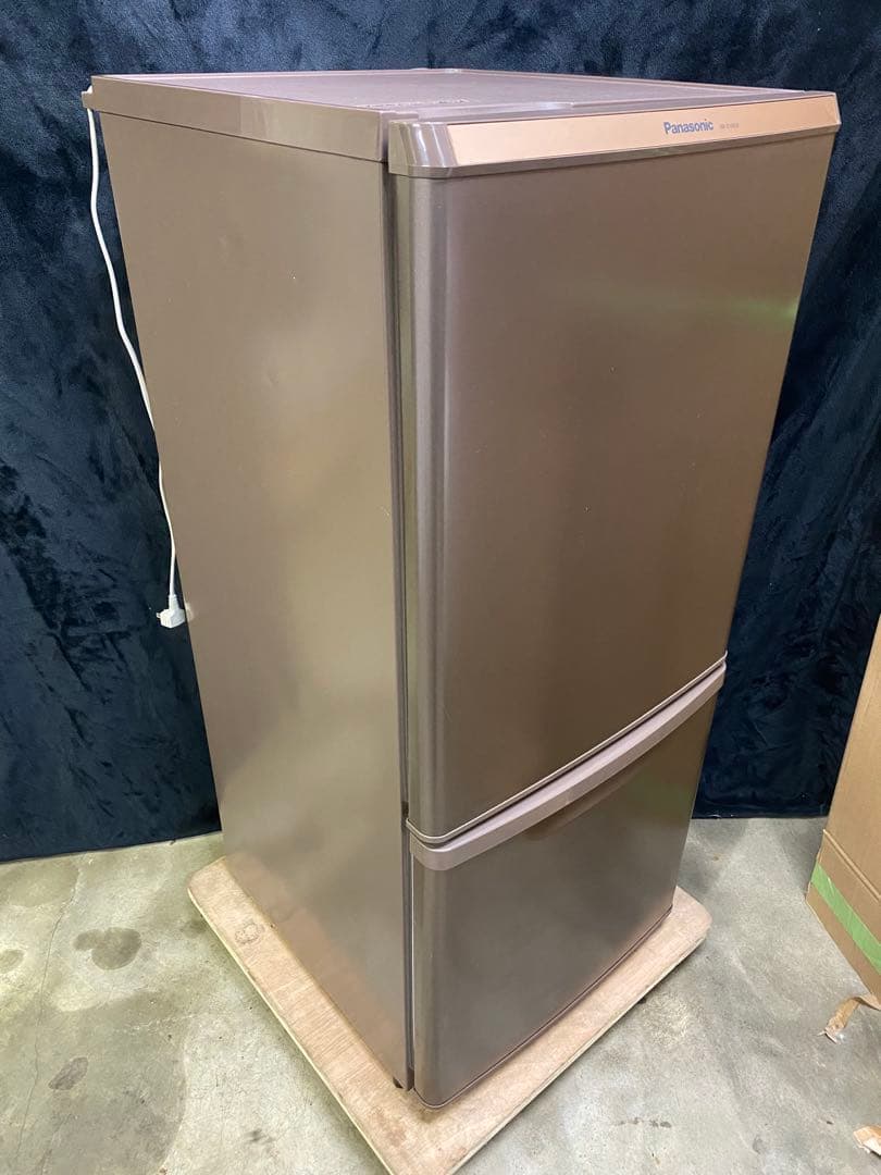 Panasonicノンフロン冷凍冷蔵庫138L 2015年製NR-B148W-T