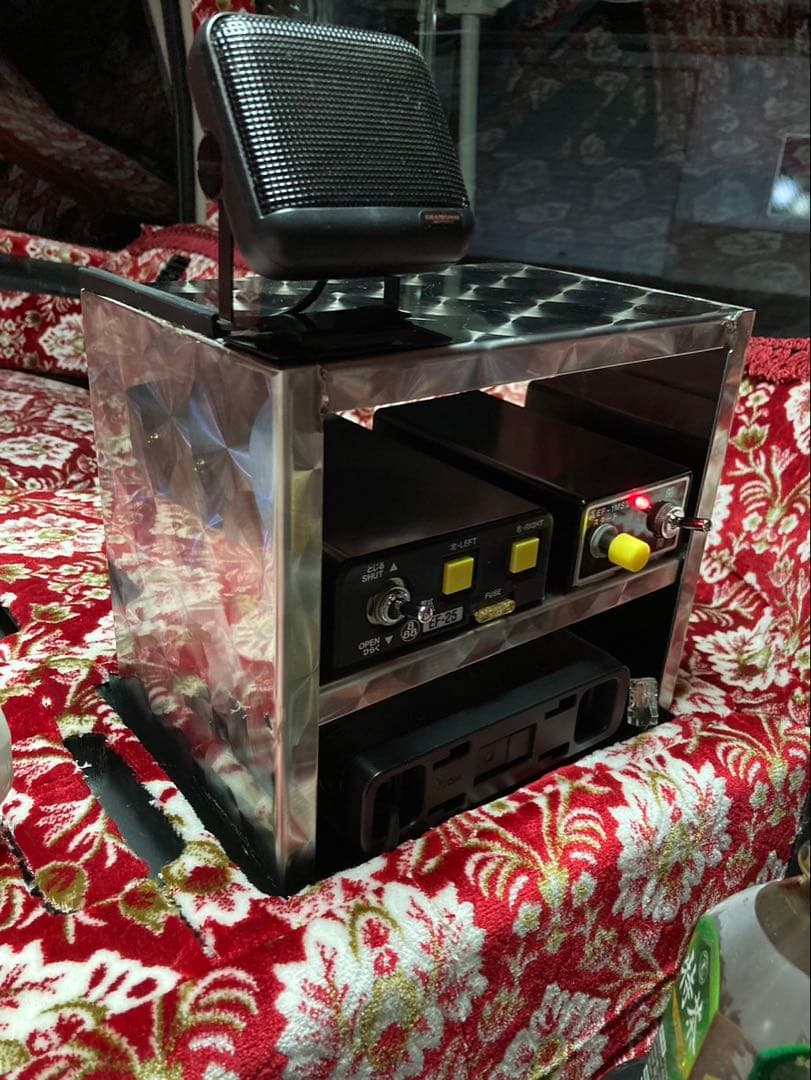 ウロコ無線機棚、ペン等小物入れセット