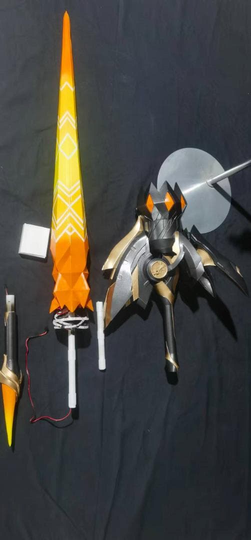 専用ページ　発光機能付き　崩壊 スターレイル 開拓者 炎 コスプレ　武器