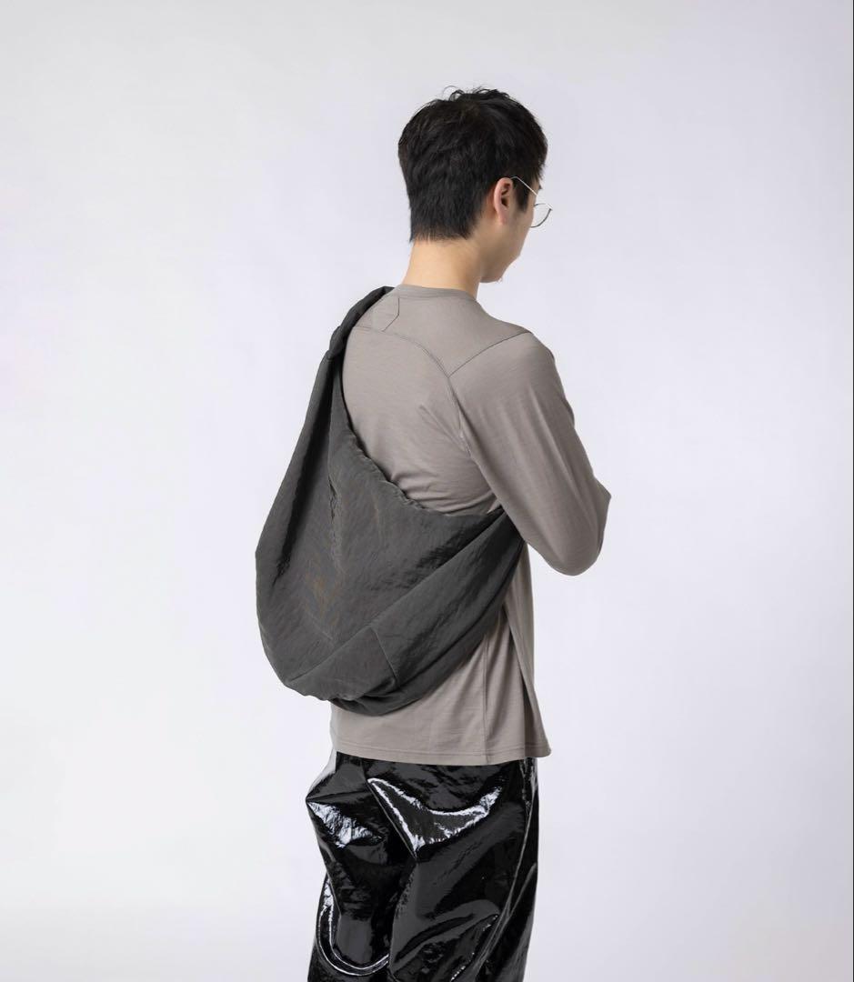 Ouat ショルダーバッグ