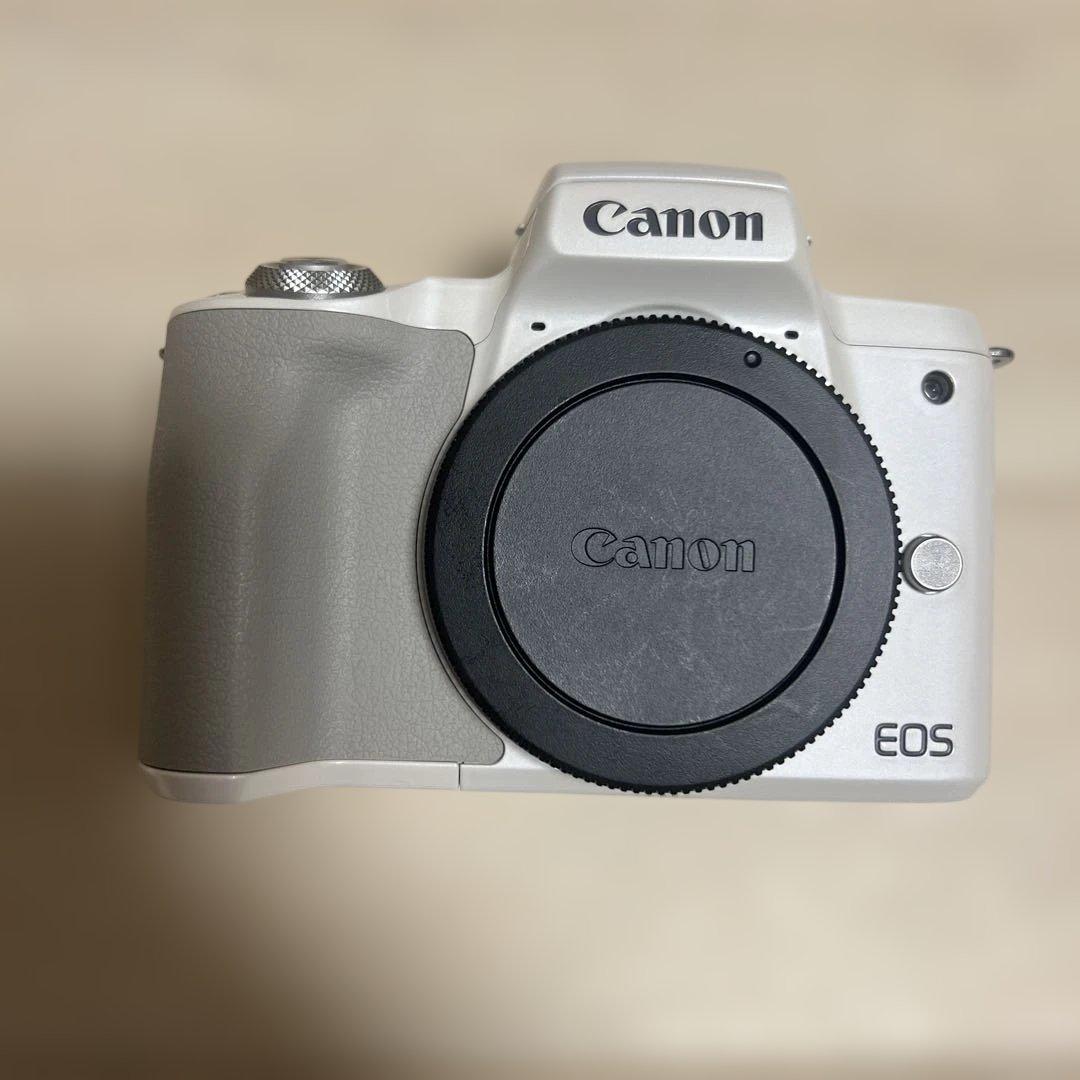 Canon EOS デジタル一眼レフカメラ ホワイト　ボディのみ　美品
