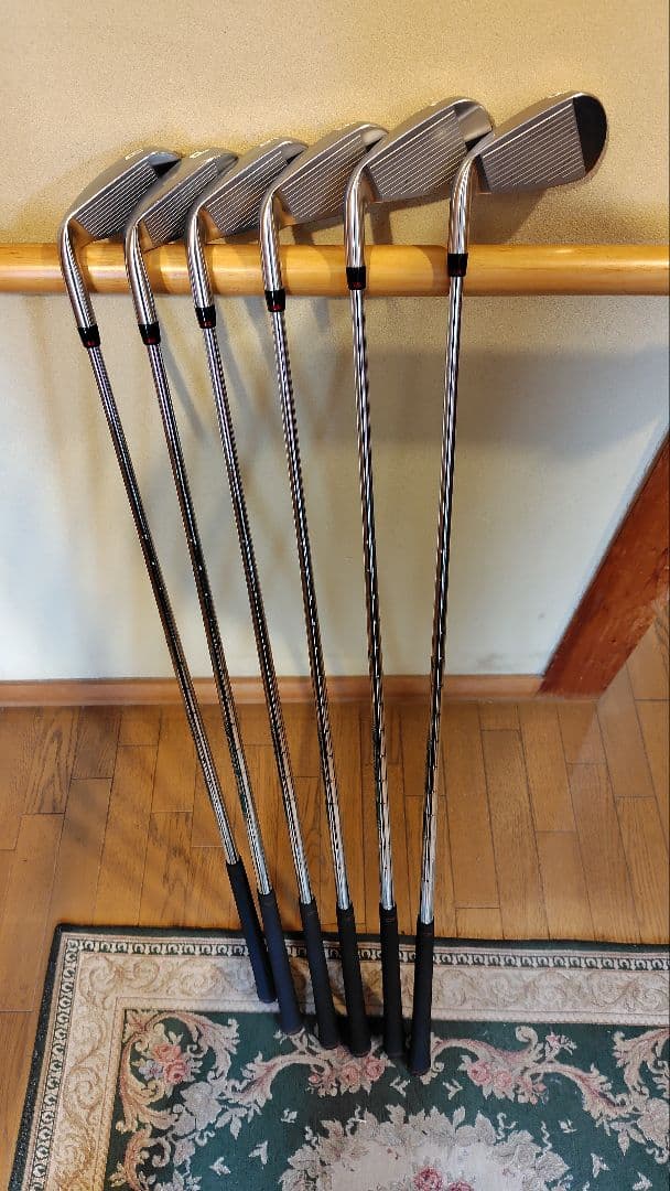 現行モデル　2024 オノフ　アカ　akaアイアン６本セット 6番〜AW