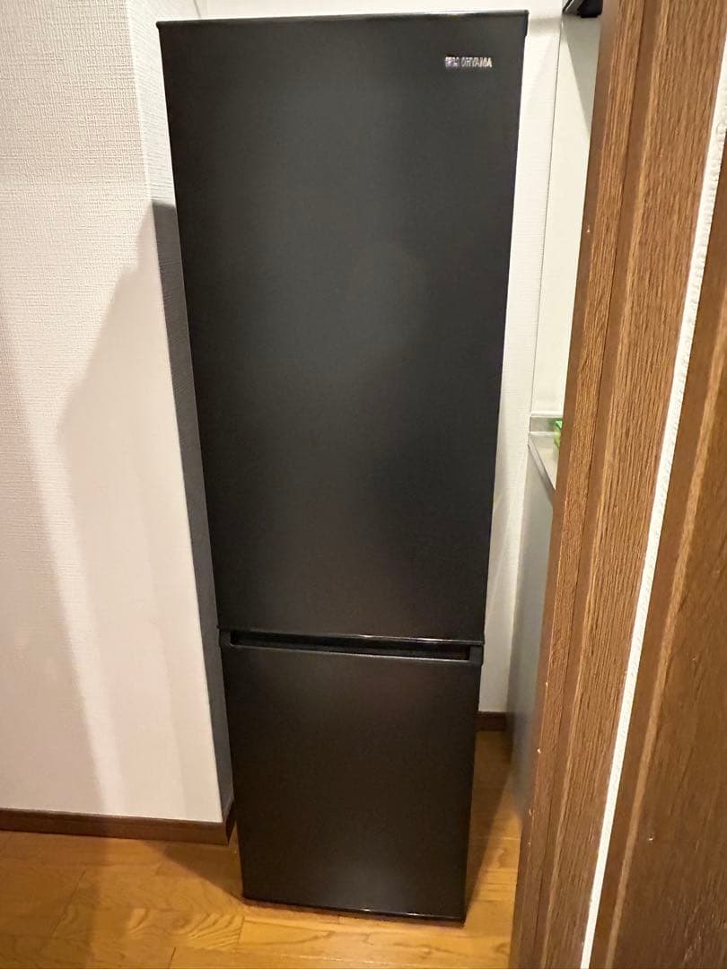 【中古】アイリスオーヤマ 170L冷凍冷蔵庫IRSD-17A-B