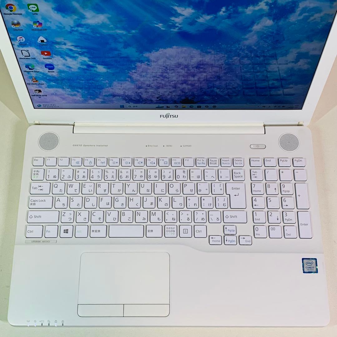 Core i7✨SSD1TB✨32GB✨カメラ✨ホワイト✨富士通✨ノートパソコン