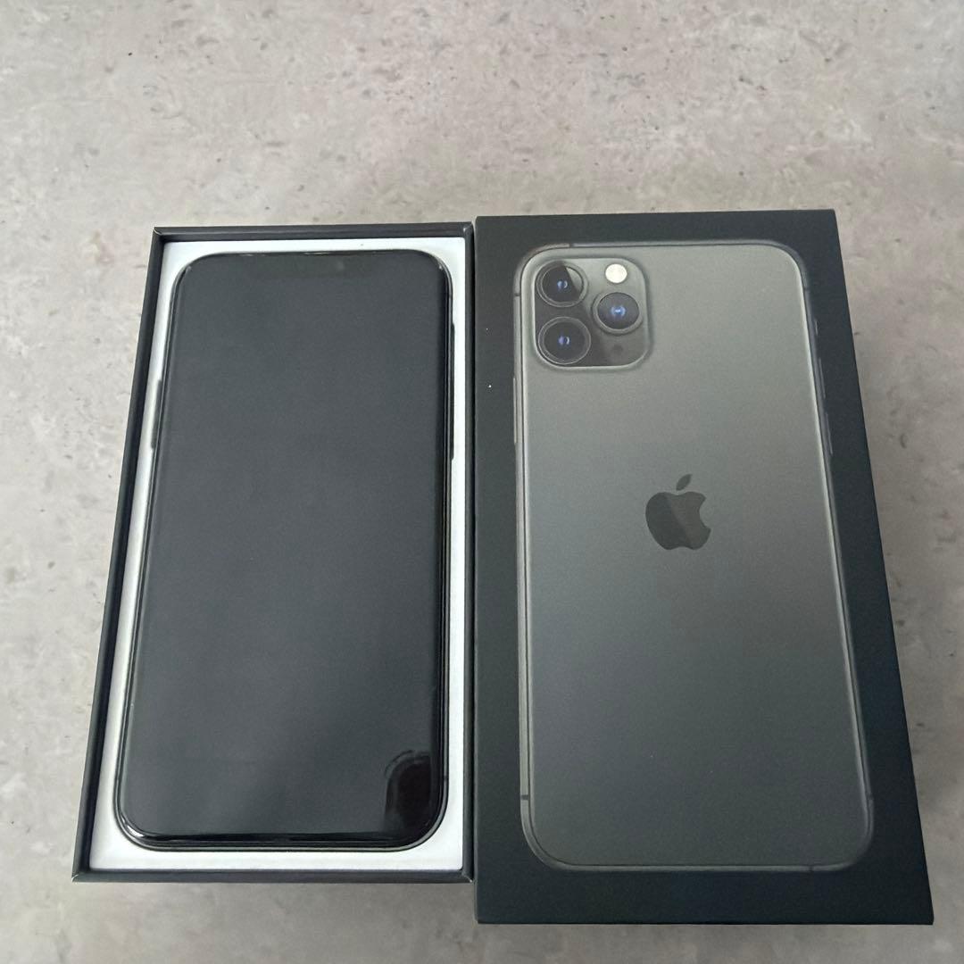 Apple iPhone 11 Pro 256GB 美品　ラピッド