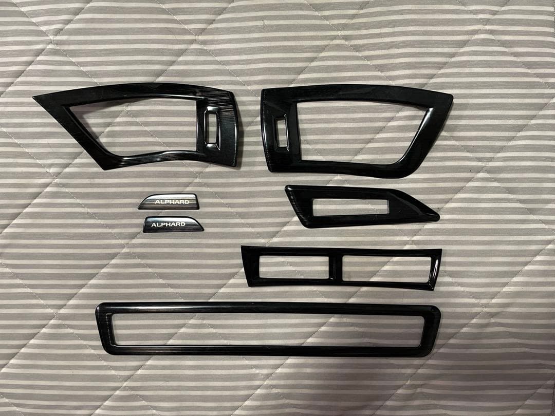 30後期ALPHARD 黒色インテリアパネルカバー 7点セット