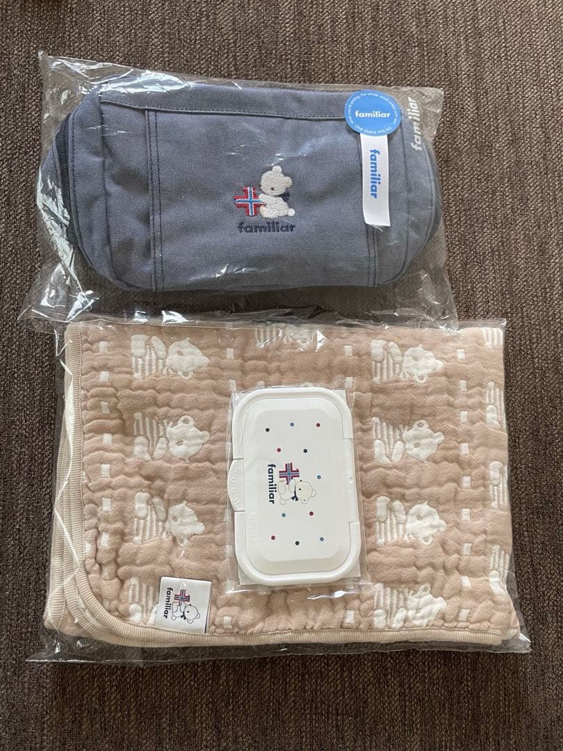 ♦︎新品未開封♦︎ familiar おむつポーチ ガーゼケット　ビタット　セット