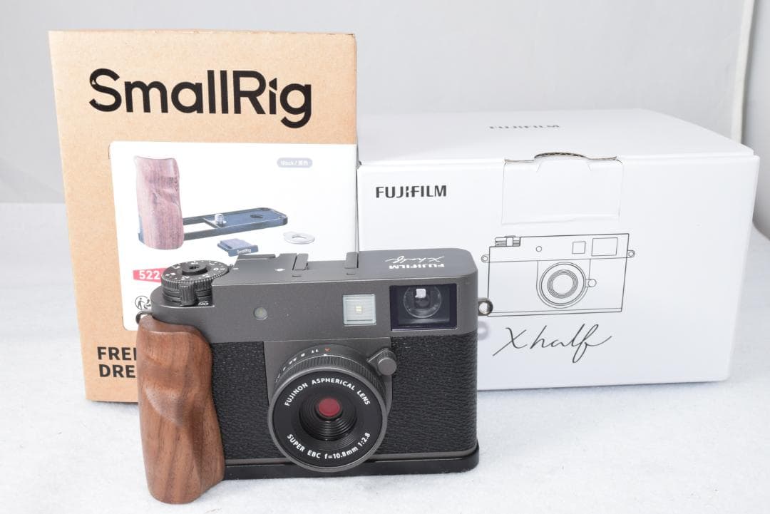 ショット数2回☆FUJIFILM X-half 木製グリップ☆チャコールシルバー