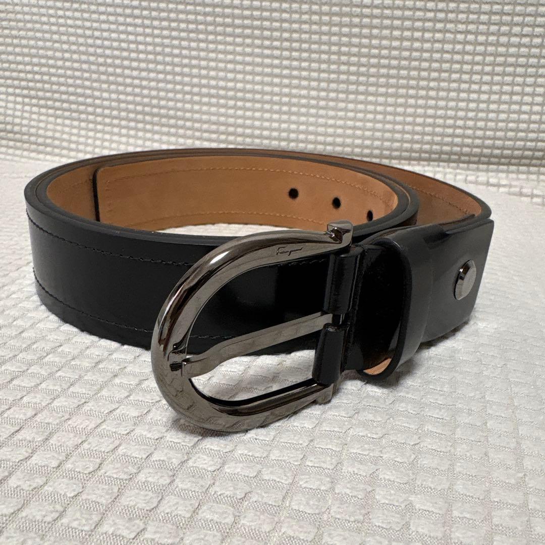 フェラガモ　レザーベルト　ガンチーニ　未使用品