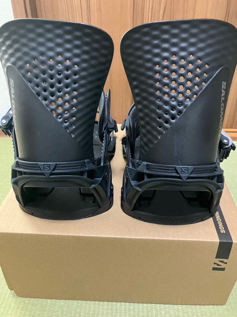 23-24SALOMON ホログラム　スノーボード ビンディング ブラック
