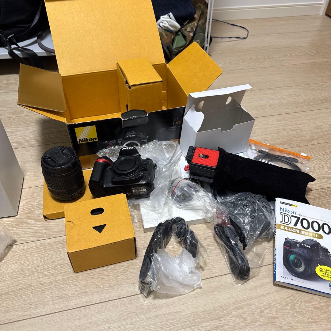 Nikon D7000 デジタル一眼レフカメラ