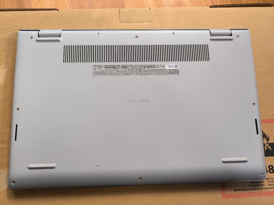 DELL inspiron 15 3520　Core i5ノートパソコン+おまけ