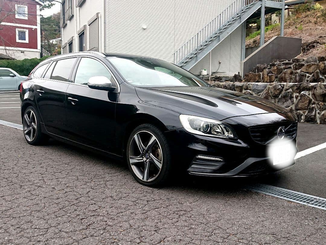 ボルボ V60 Rデザイン Tベル済 新車時より記録簿8枚
