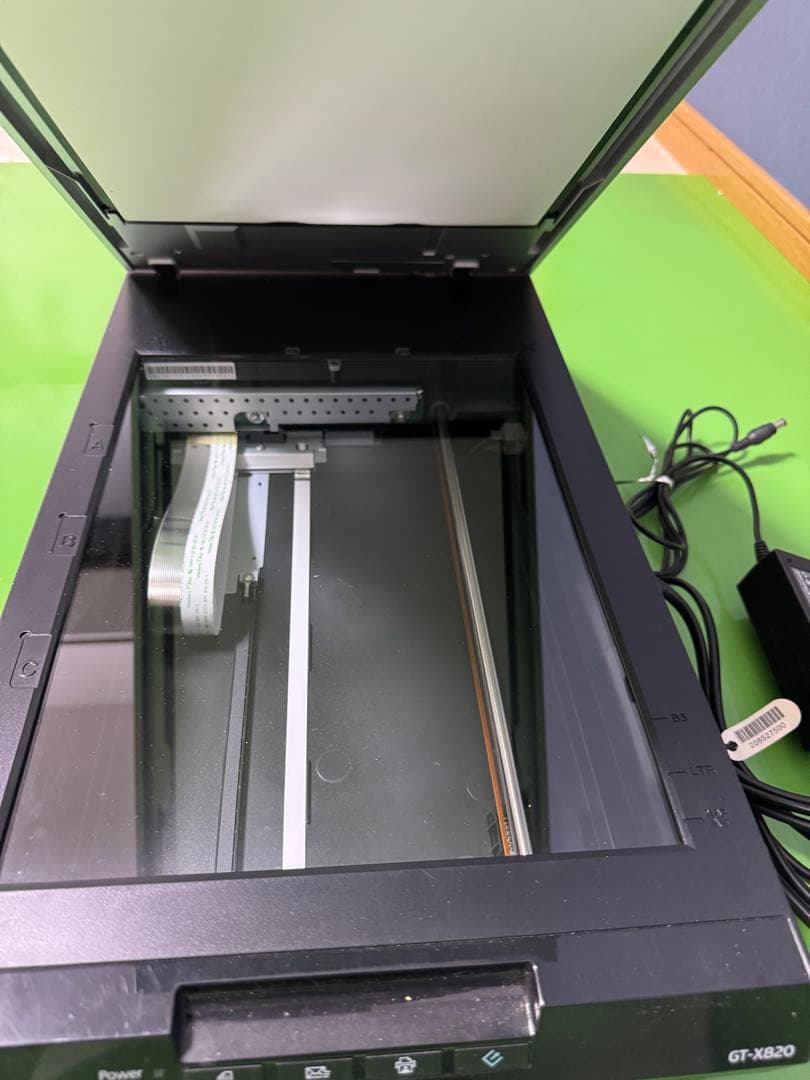 EPSON GT-X820 フラットベッドスキャナー