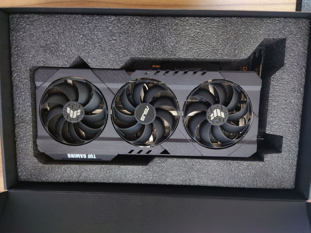 GEFORCE TUF GAMEING ＲＴＸ3070ti