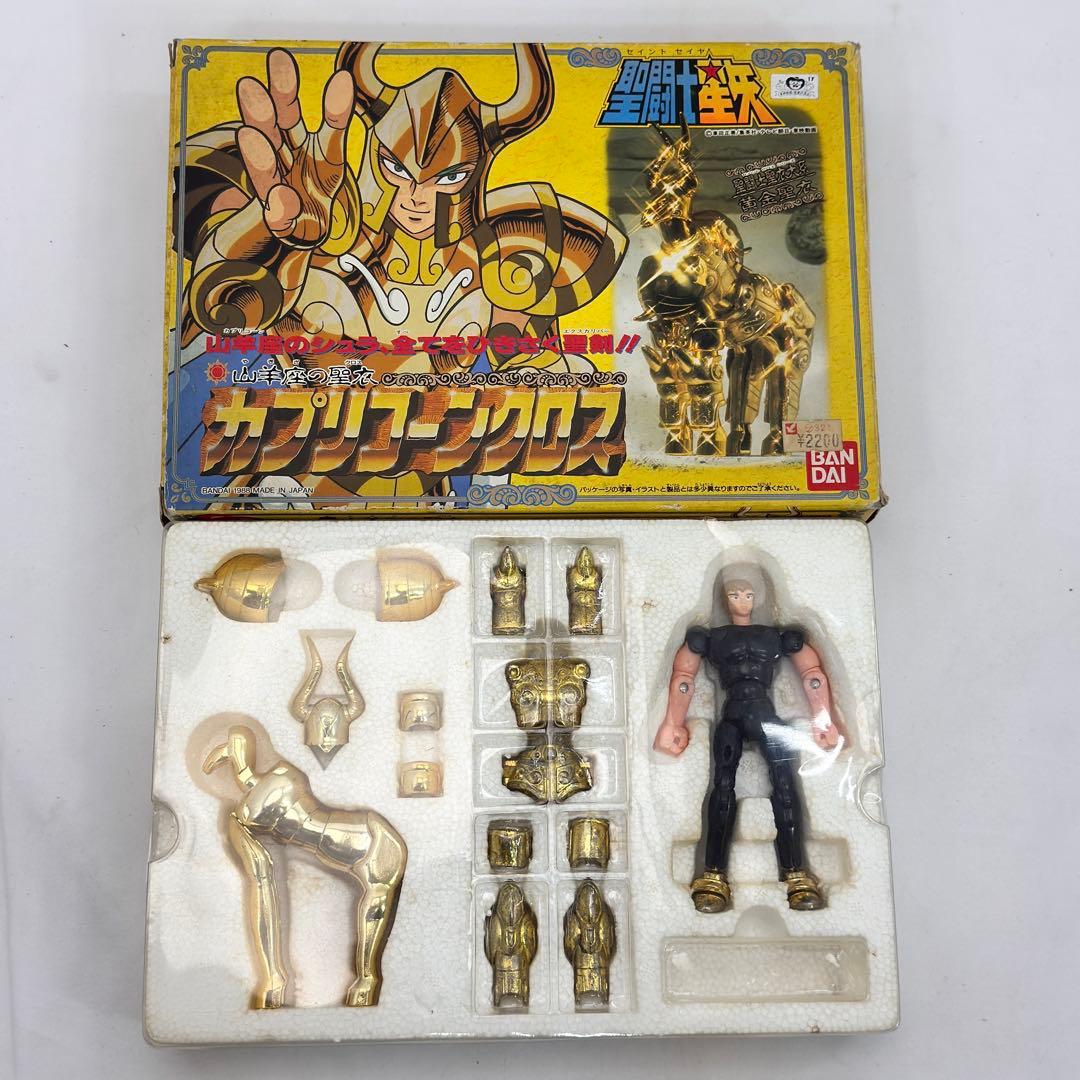 バンダイ聖闘士星矢 聖衣大系 カプリコーンクロス シュラ 山羊座の聖衣 黄金聖衣