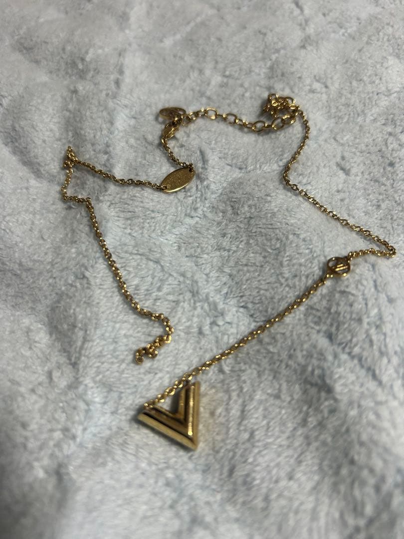 ルイヴィトンネックレス