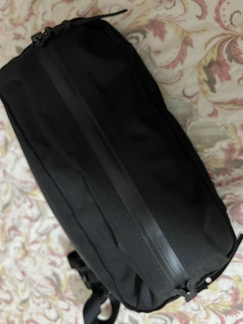 BLACK EMBER ボディバッグ ブラック