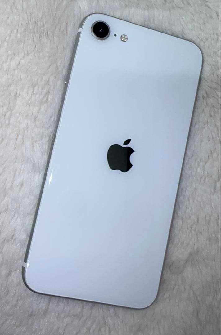 Apple iPhone SE 第2世代 ホワイト 64GB 1年使用 84%