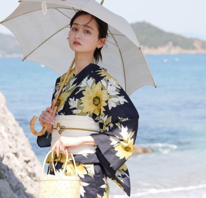 零さま専用品◆画像の浴衣+画像の帯+お任せ下駄セット