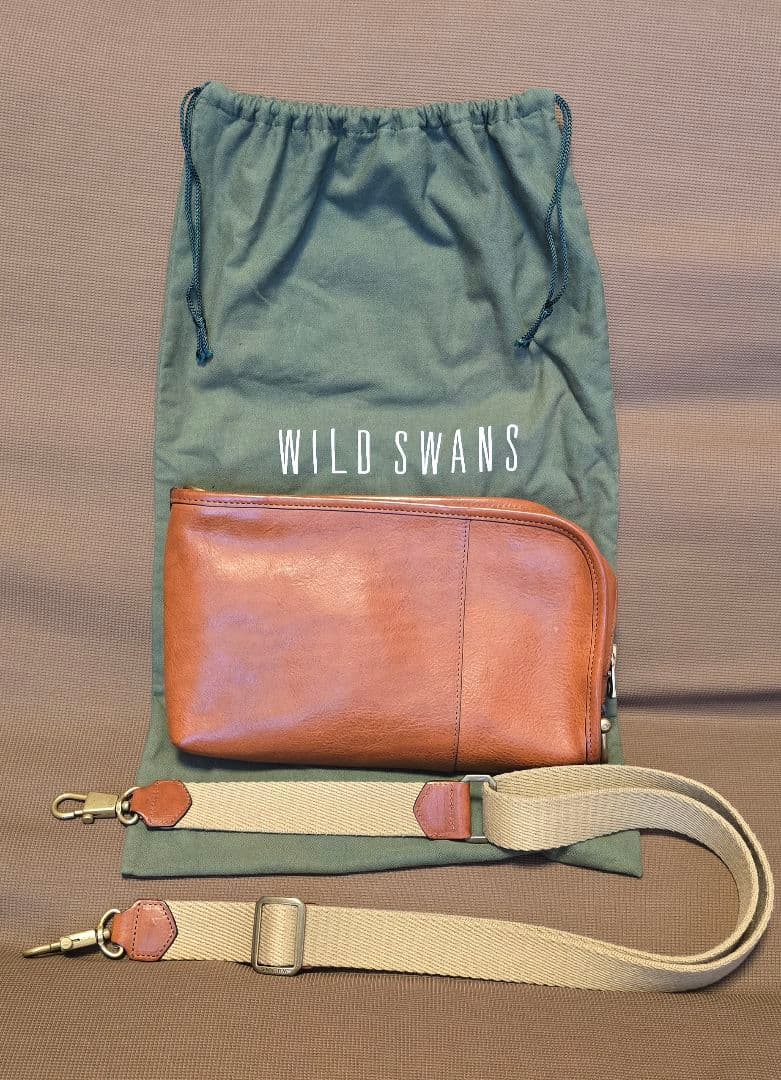 WILDSWANS COLLIER ボディバッグ