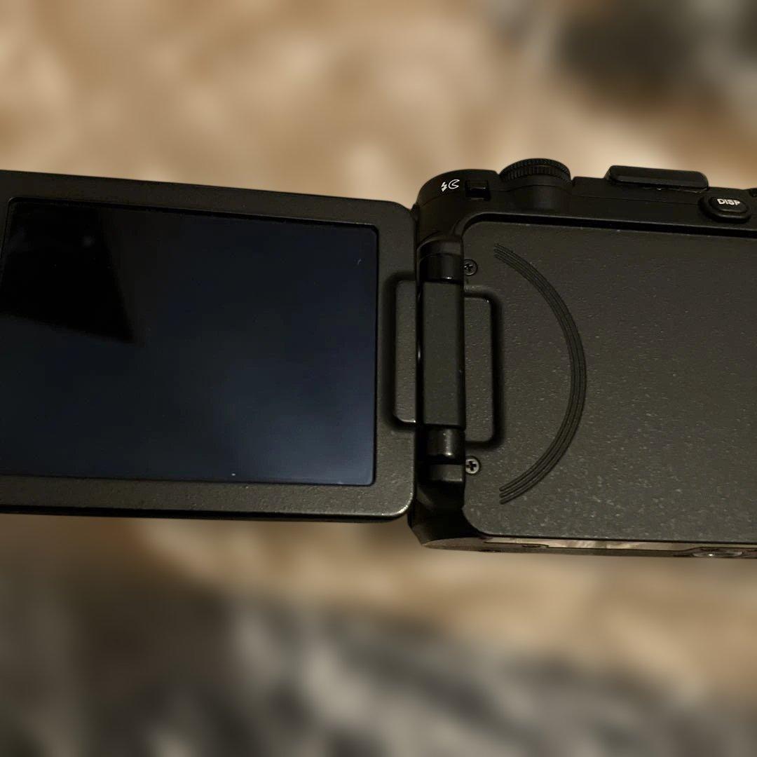 Nikon コンパクトデジタルカメラ p7700 ニコン