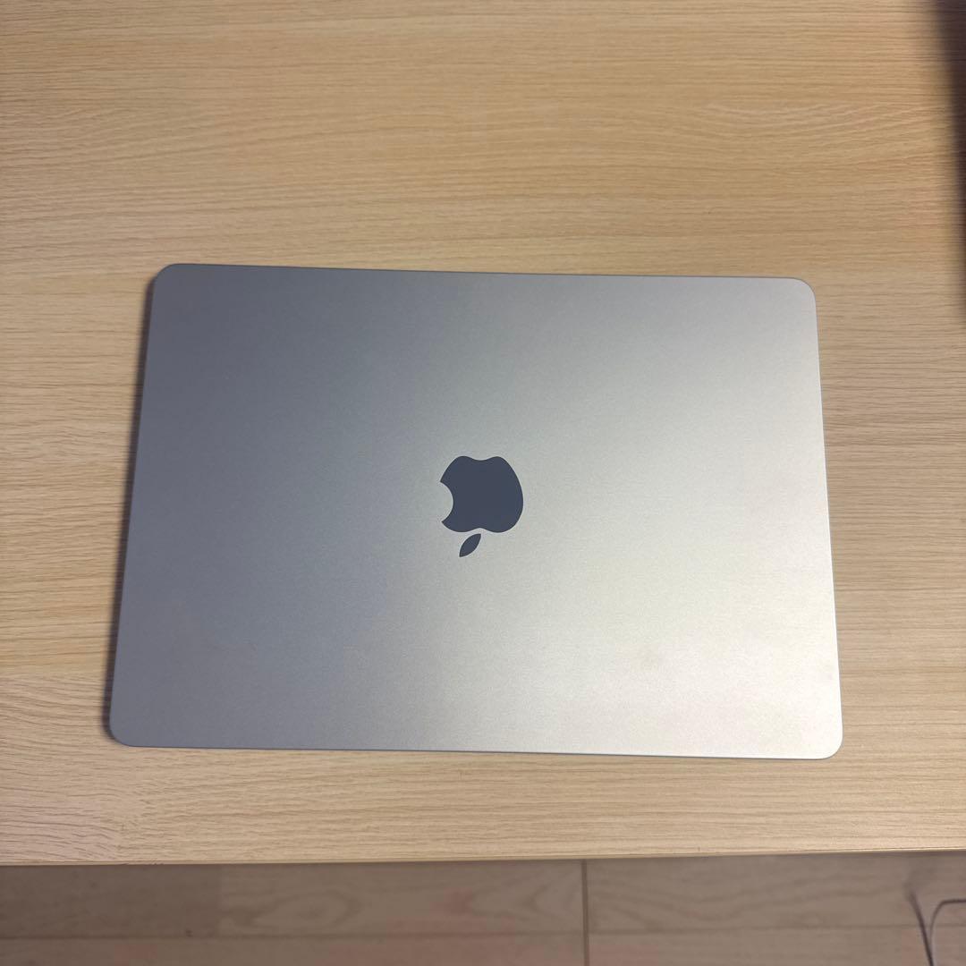【極美品】16G/256G MacBook Air M3 13 シルバー