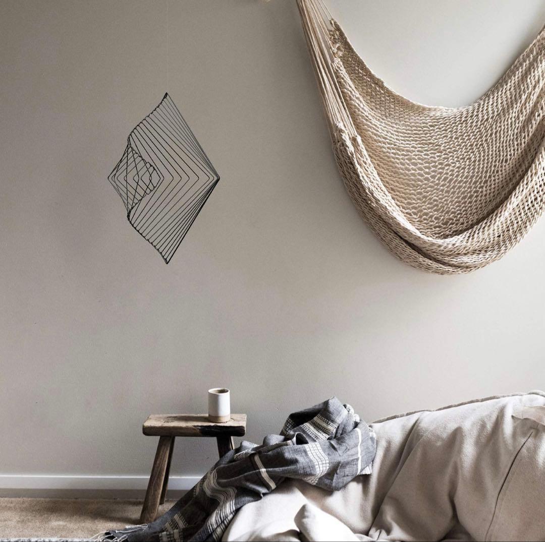 スクエアウェーブ（Square Wave) 台座付き