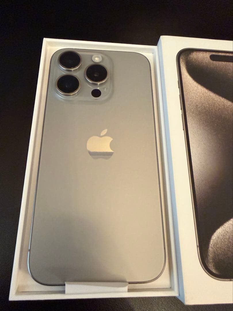 【国内版SIMフリー】iPhone15Pro ナチュラルチタニウム 256GB