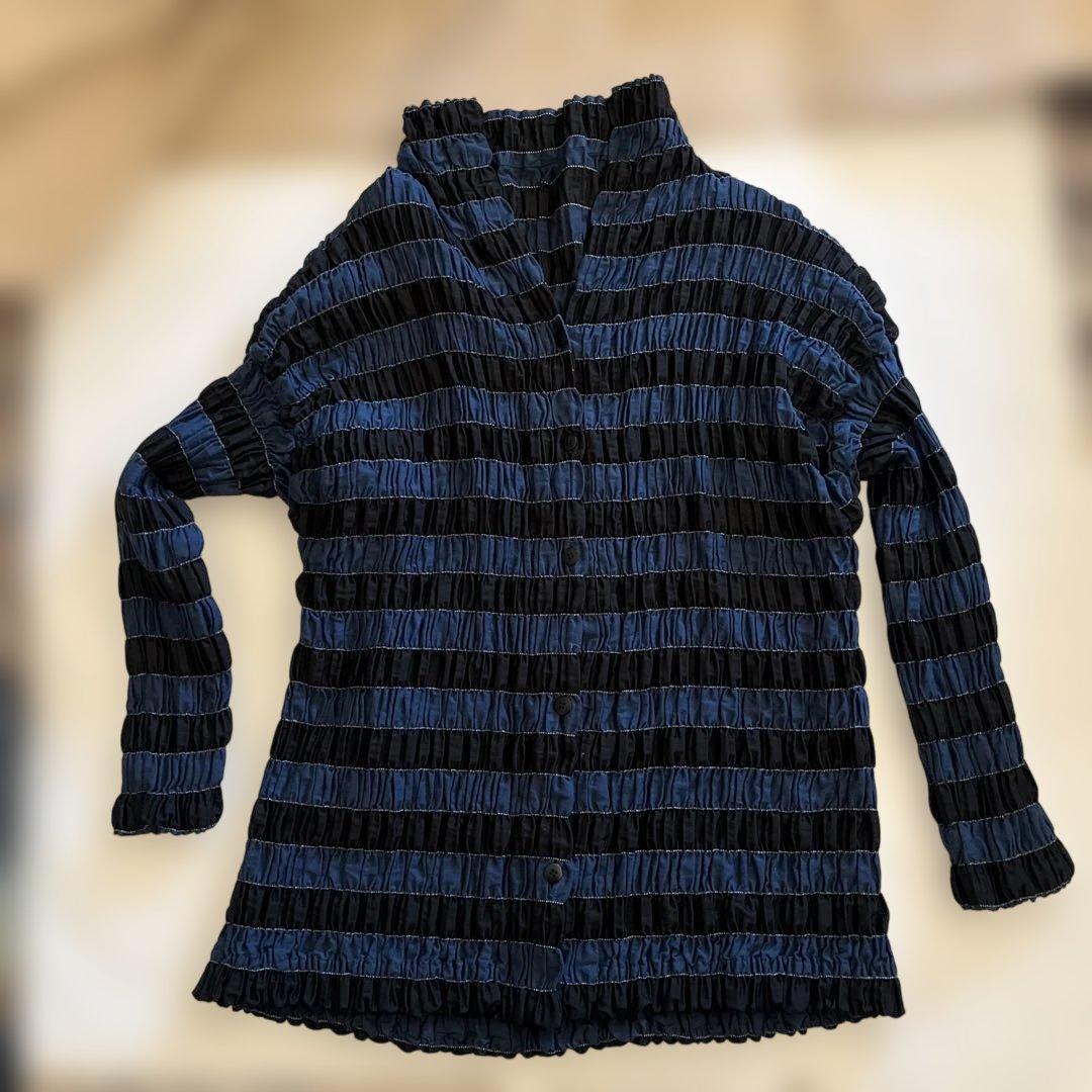 イッセイミヤケ　カーディガン