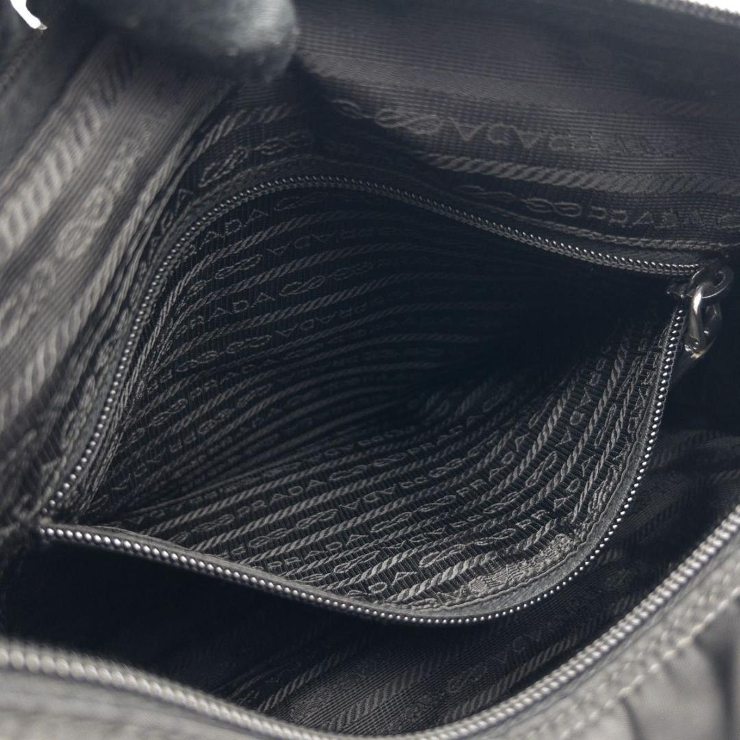 【極美品】PRADA テスートナイロン　メッセンジャーバッグ　トライアングルロゴ