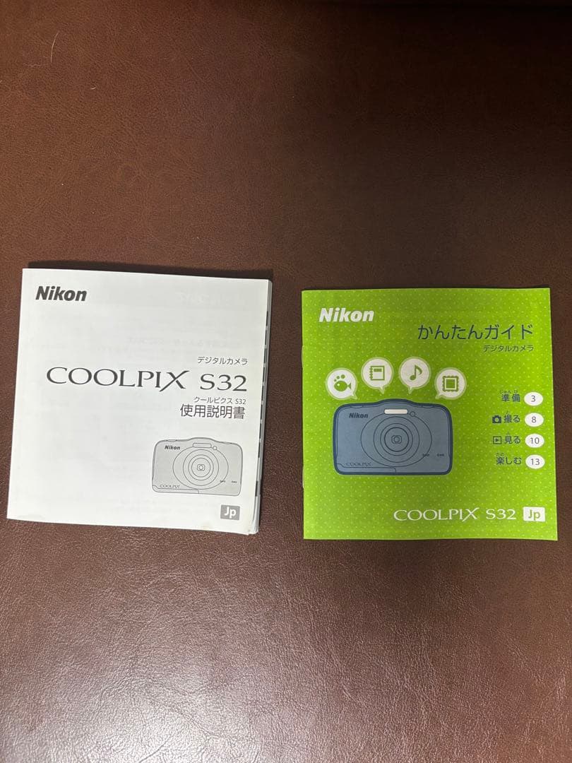Nikon ニコン COOLPIX S32 デジカメ　クールピクス