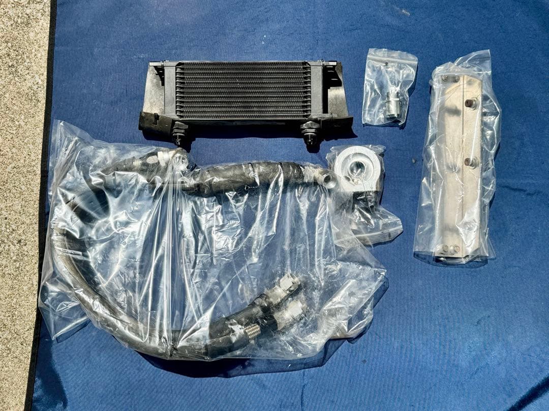 だ*ー様 （ジャンク）【Setrab】オイルクーラー 51-08834-01