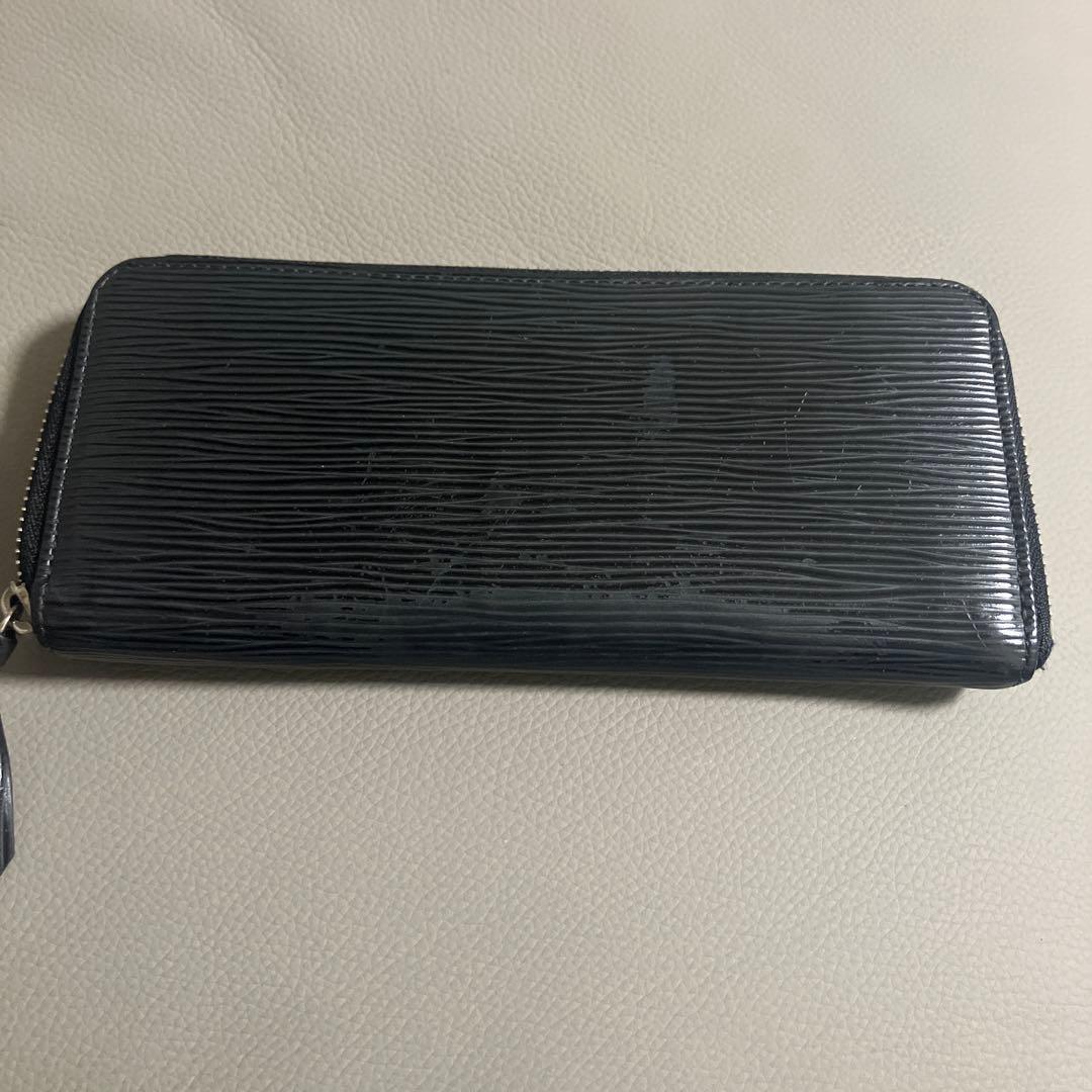 まだ使用出来るお財布です