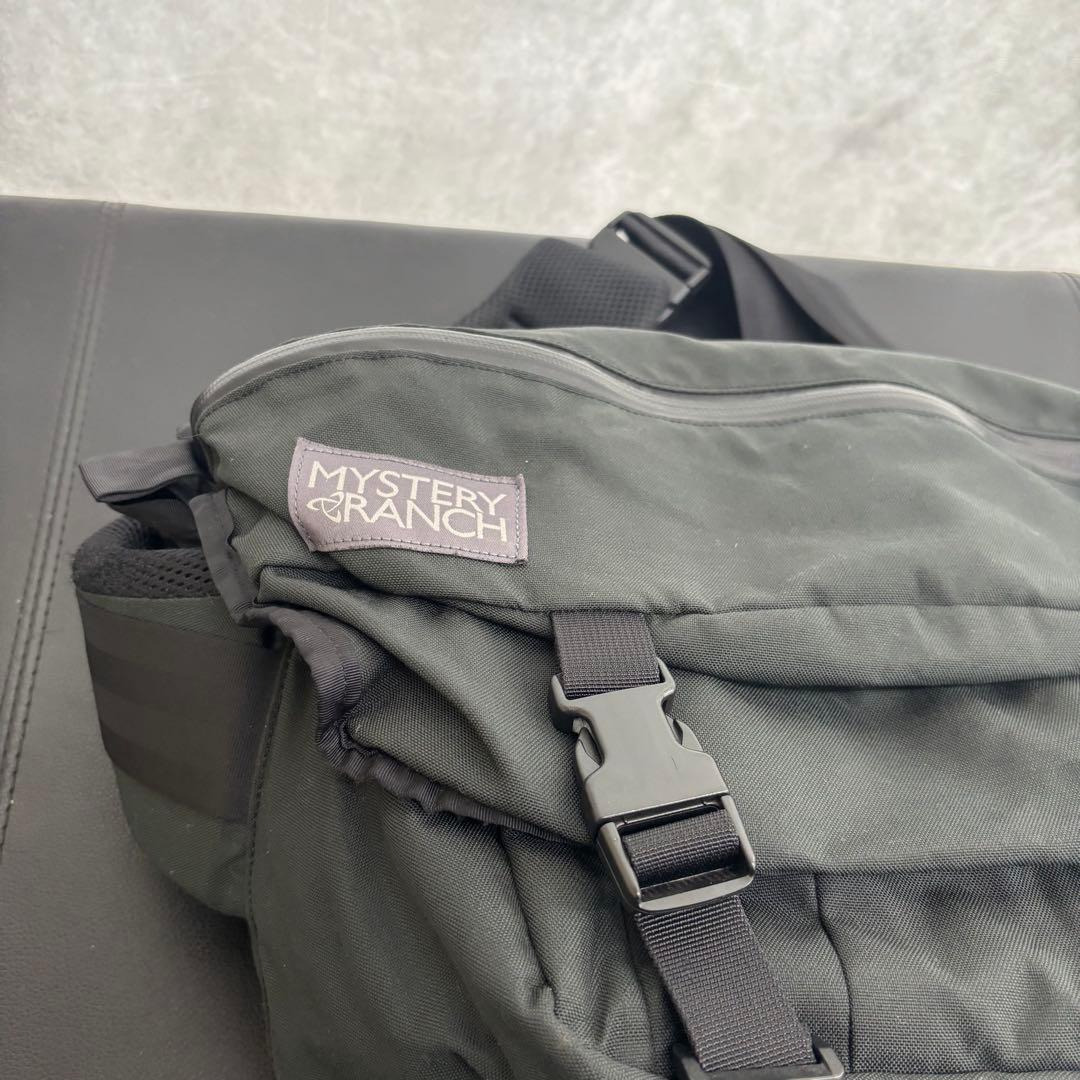 MYSTERY RANCH メッセンジャーバッグ ショルダーバッグ インベーダー