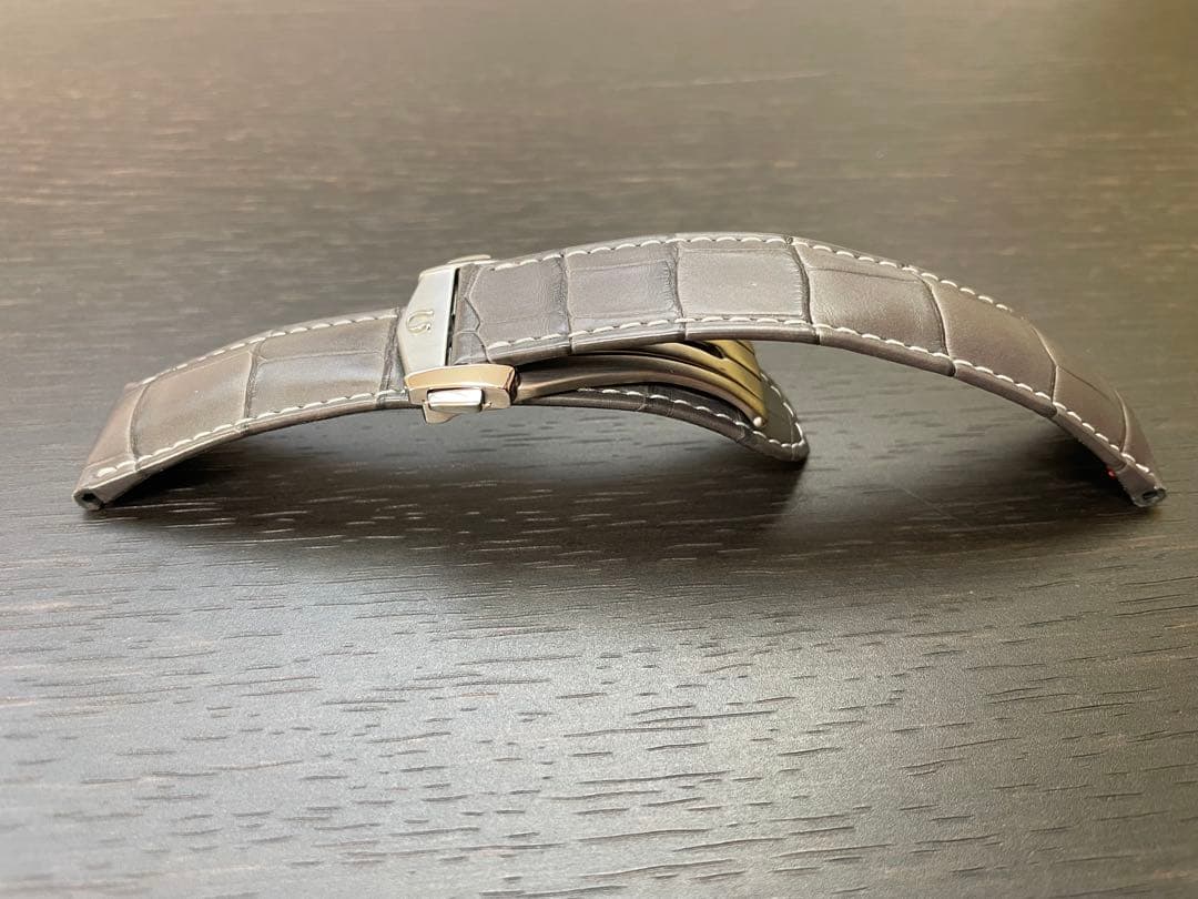 オメガ 純正グレーアリゲーターレザーストラップ＋フォールデイングクラスプのセット