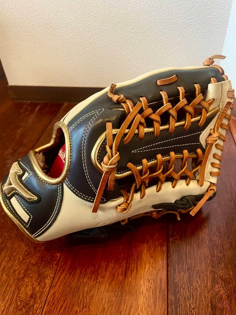 あずき　ミズノ 軟式用グローブ グローバルエリート 外野手用