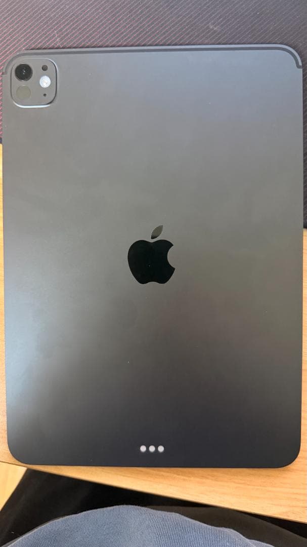 iPad Pro 11インチ M5 256GB 昨日購入 ほぼ全新品