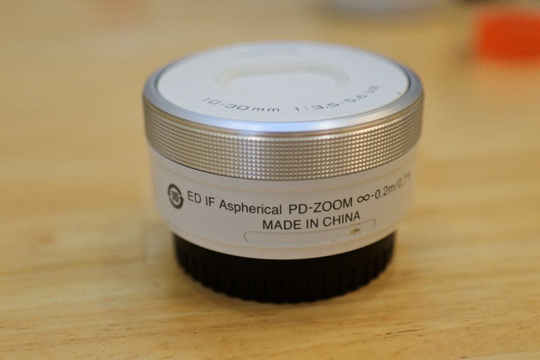 「訳あり」1 NIKKOR 10-30mm f/3.5-5.6 VR レンズ