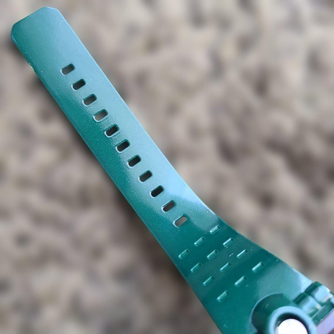 G-SHOCK G-8100A グリーン