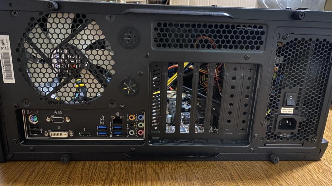 【中古】デスクトップPC LGA1150(HDD,SSD,OS無し)