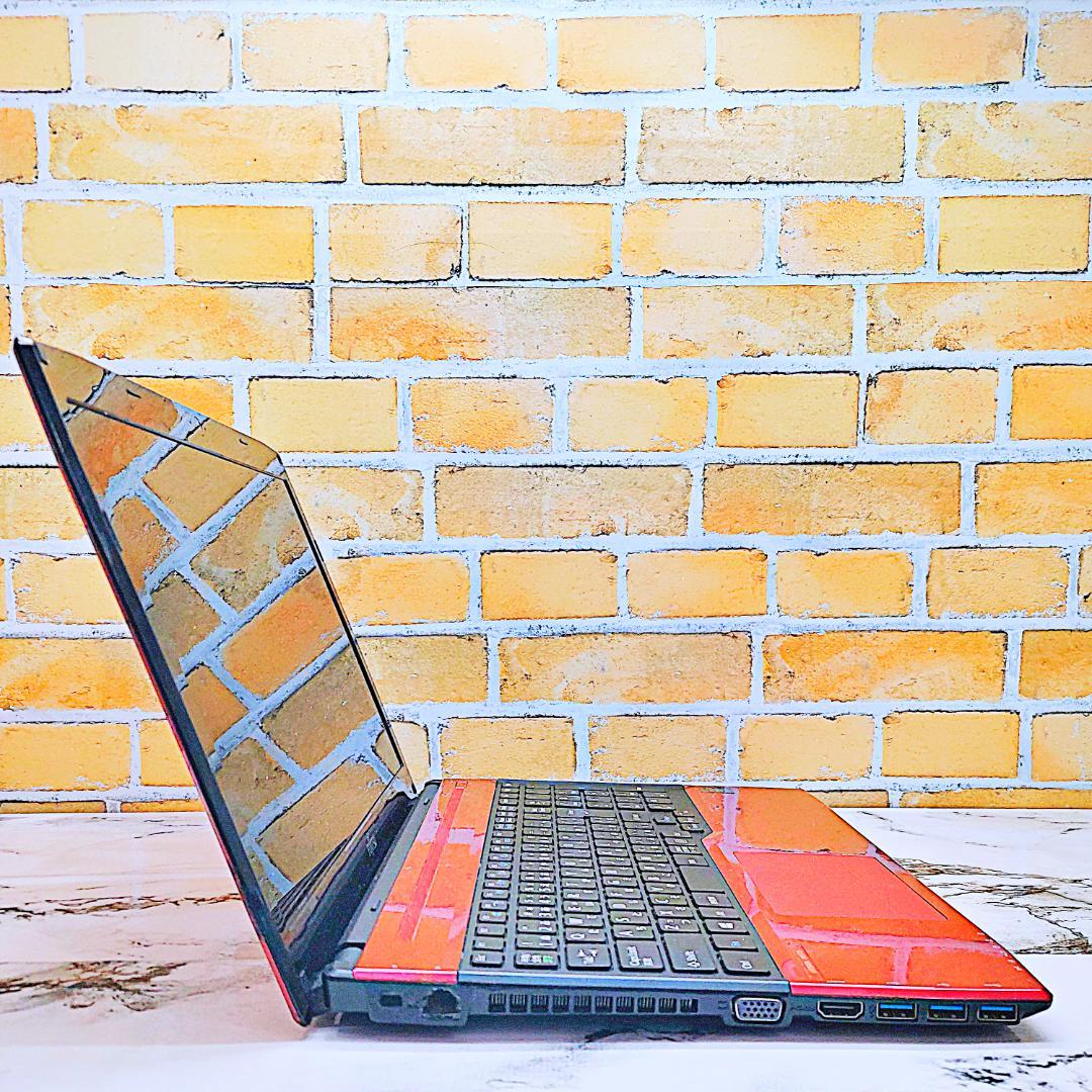 お手頃価格ノートパソコン❤️爆速SSD☘️Blu-ray・メモリ８G❣️最強i7