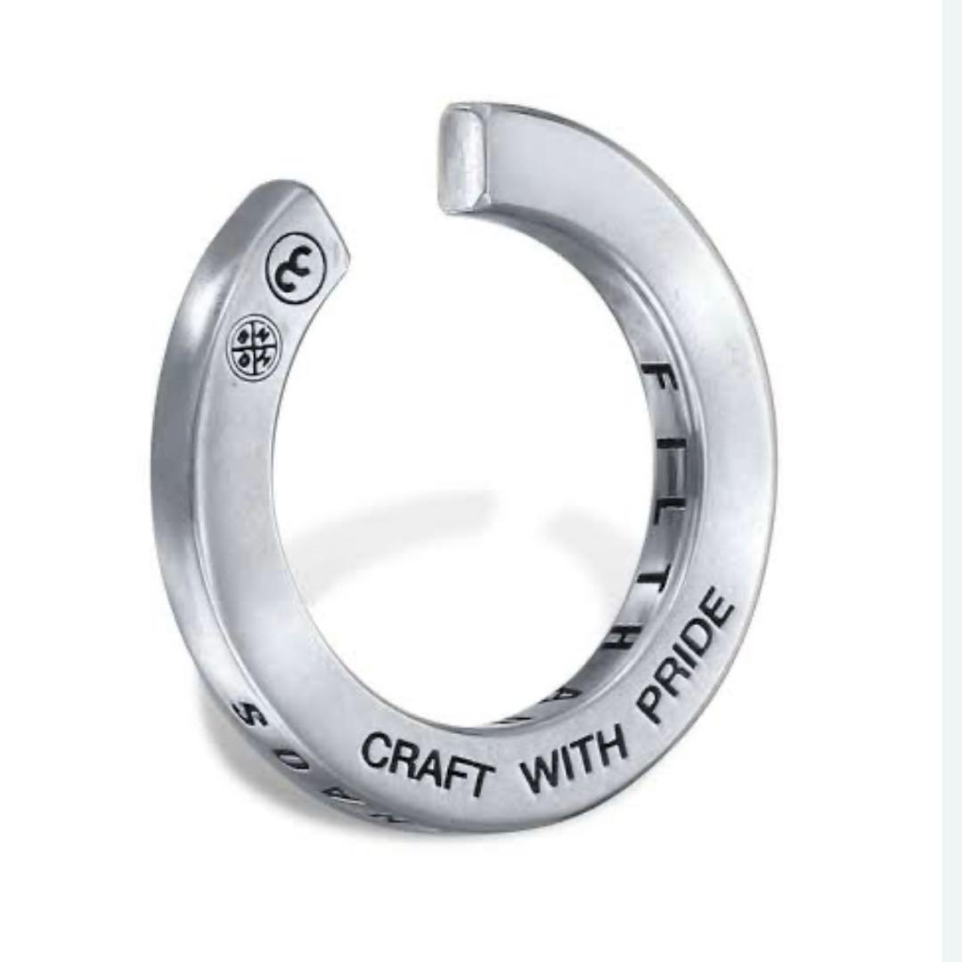 CAREERING neighborhoodイヤーカフ ピアス　イヤリング