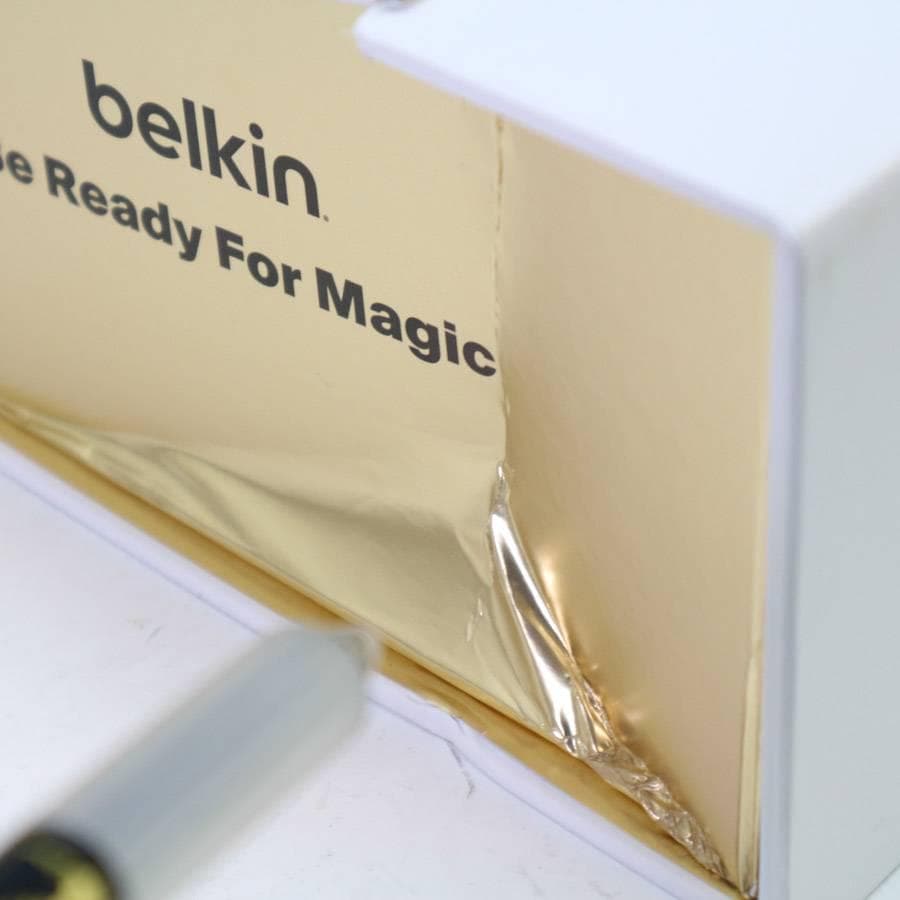 新品！24年製 ディズニー100周年限定×ベルキン チャージングギフトボックスb